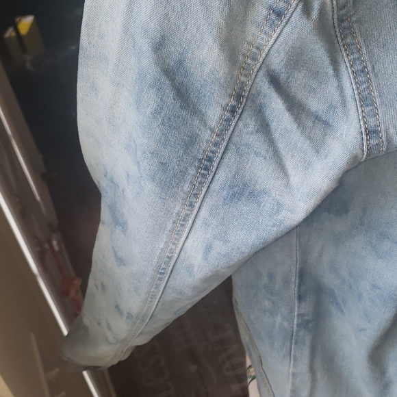 Jean Jacket - Picture 3 of 5